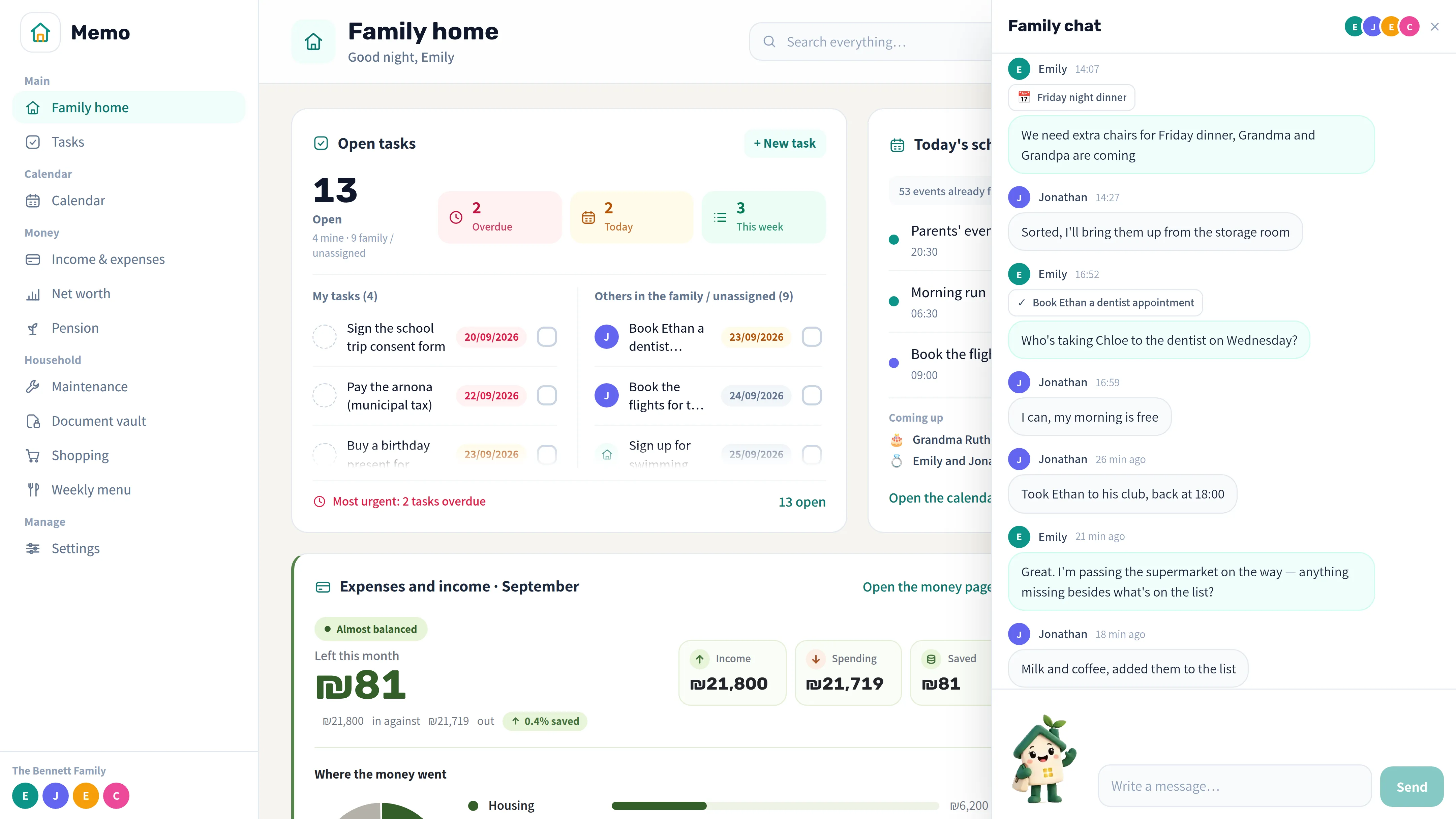 Memo's family chat open beside the home page